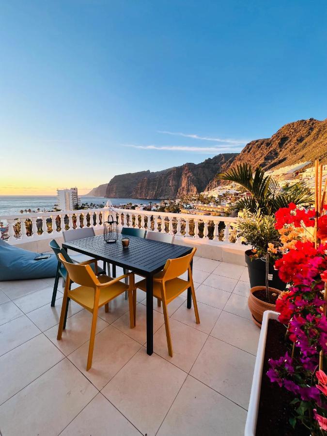 Luxury Penthouse With Breathtaking Views And Huge Private Terraces Puerto de Santiago (Tenerife) Exterior foto