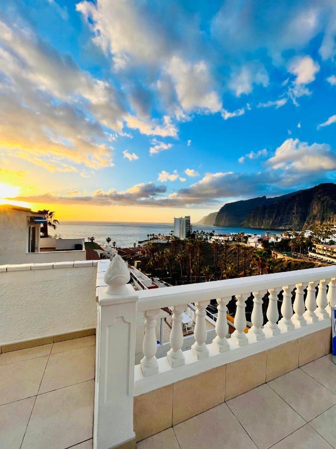 Luxury Penthouse With Breathtaking Views And Huge Private Terraces Puerto de Santiago (Tenerife) Exterior foto